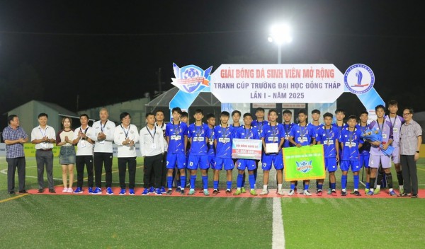 Vòng loại khu vực TP.HCM: 35 đội đấu 57 trận, khốc liệt cạnh tranh 6 suất đi Nha Trang Vòng loại khu vực TP.HCM: 35 đội đấu 57 trận, khốc liệt cạnh tranh 6 suất đi Nha Trang