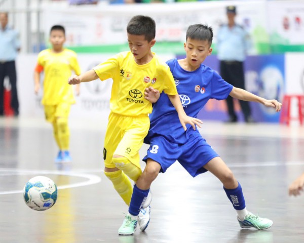 Xác định 2 cặp đấu bán kết giải U.9 toàn quốc: Hứa hẹn gay cấn Xác định 2 cặp đấu bán kết giải U.9 toàn quốc: Hứa hẹn gay cấn