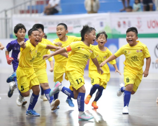 Xác định 8 đội bóng vào vòng tứ kết giải U.9 toàn quốc Toyota Cup 2025 Xác định 8 đội bóng vào vòng tứ kết giải U.9 toàn quốc Toyota Cup 2025