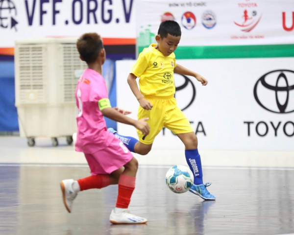 Xác định 8 đội bóng vào vòng tứ kết giải U.9 toàn quốc Toyota Cup 2025 Xác định 8 đội bóng vào vòng tứ kết giải U.9 toàn quốc Toyota Cup 2025