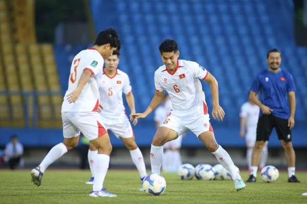 Xuất hiện nhiều tình tiết lạ trước thềm trận đội tuyển Việt Nam đấu Nepal Xuất hiện nhiều tình tiết lạ trước thềm trận đội tuyển Việt Nam đấu Nepal