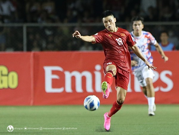 ĐT Việt Nam khởi đầu vòng loại World Cup 2026 bằng chiến thắng 2-0 trên sân Philippines