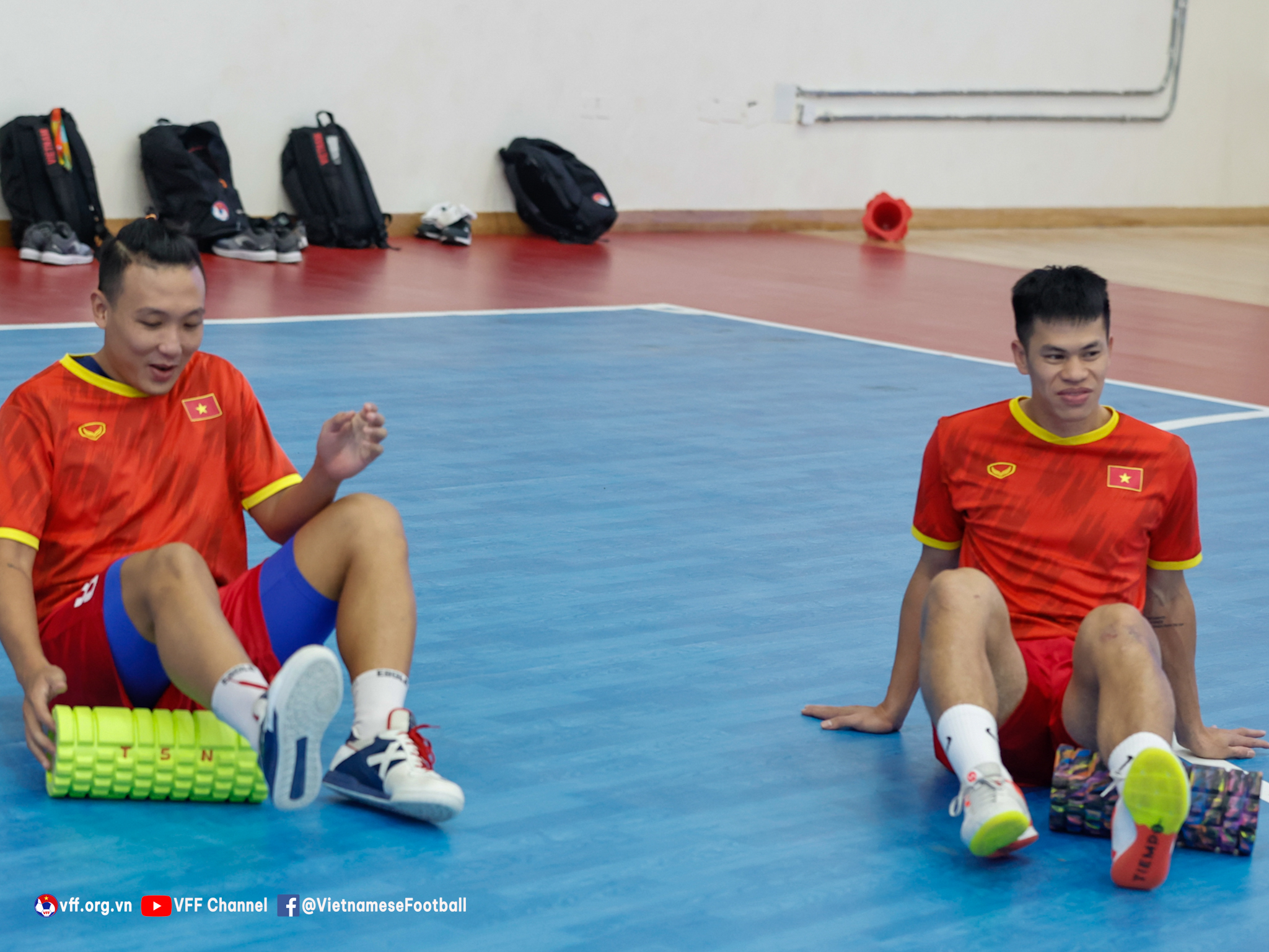 ĐT futsal Việt Nam thoải mái tinh thần trước trận đấu với Nhật Bản