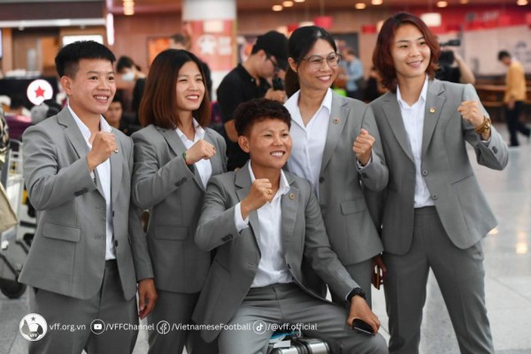 ĐT nữ Việt Nam lên đường tới New Zealand