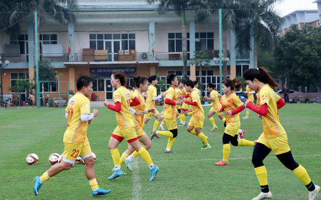 ĐT nữ Việt Nam tăng cường độ tập luyện chuẩn bị Vòng loại thứ nhất Olympic 2024