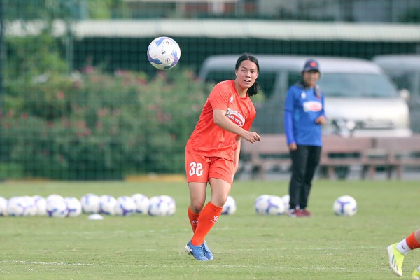 Đã rõ lý do cầu thủ Việt kiều Nam Mi bị loại khỏi đội tuyển nữ Việt Nam Đã rõ lý do cầu thủ Việt kiều Nam Mi bị loại khỏi đội tuyển nữ Việt Nam