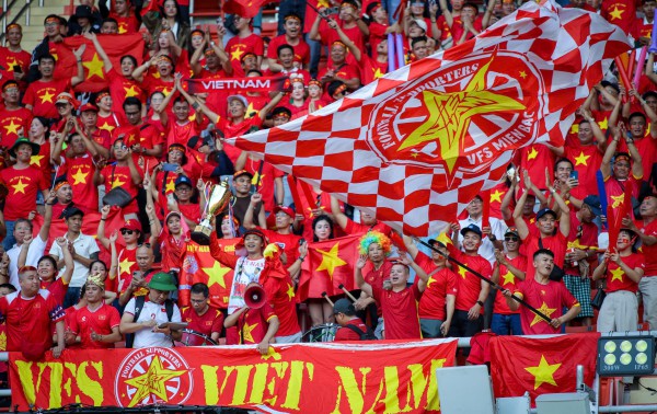 Đại kỳ Việt Nam tiếp lửa thầy trò HLV Kim Sang-sik đấu bán kết châu Á: Quyết thắng U.23 Trung Quốc