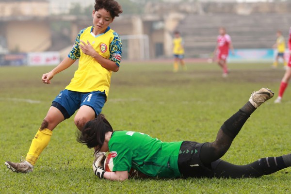 Đàn em của Huỳnh Như thắng đậm, giải U.19 nữ quốc gia đến hồi gay cấn Đàn em của Huỳnh Như thắng đậm, giải U.19 nữ quốc gia đến hồi gay cấn