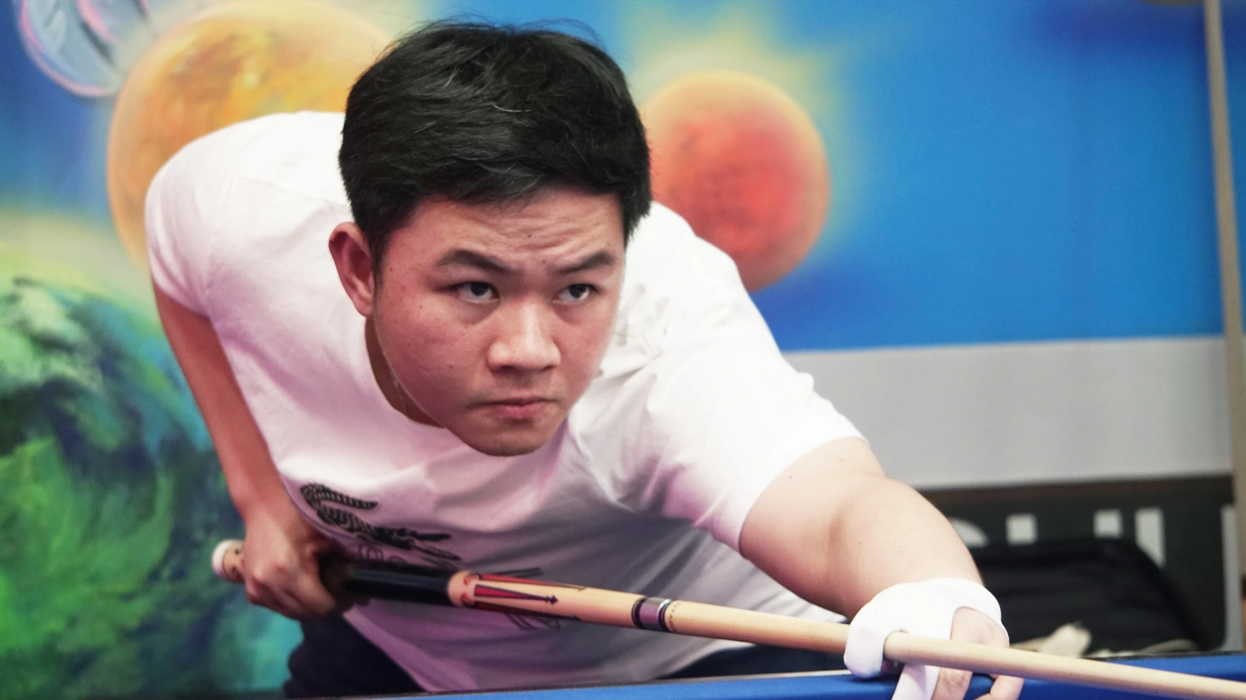 Điều gì khiến chàng thạc sĩ kinh tế Bao Phương Vinh 'quay xe' chơi billiards chuyên nghiệp?