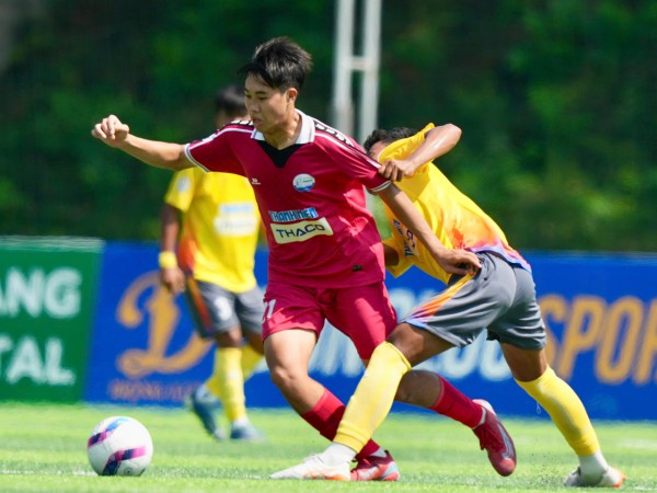 Điệu nhảy Ronaldinho và món quà ý nghĩa tặng thầy Điệu nhảy Ronaldinho và món quà ý nghĩa tặng thầy