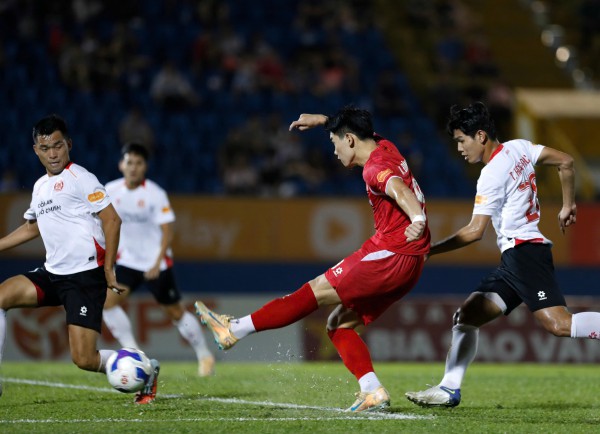 Đình Bắc chạy đà hoàn hảo hướng tới AFF Cup đầu với đội tuyển Việt Nam