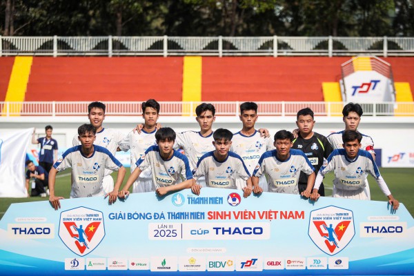 Độc lạ tuyển thủ từng dự vòng loại World Cup trở thành HLV giải sinh viên Độc lạ tuyển thủ từng dự vòng loại World Cup trở thành HLV giải sinh viên