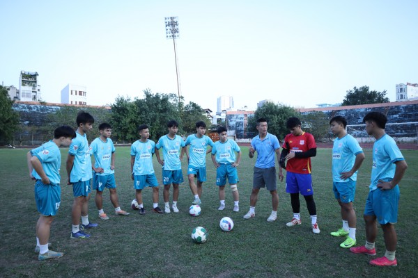 Đội Trường CĐ Phương Đông Đà Nẵng không ngại áp lực, sẵn sàng cống hiến hết mình