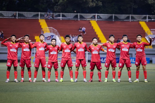 Đội Trường ĐH Tôn Đức Thắng: Sẵn sàng chinh phục thách thức! Đội Trường ĐH Tôn Đức Thắng: Sẵn sàng chinh phục thách thức!