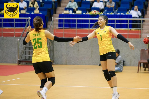 Đội bóng cũ của Thanh Thúy, CLB VTV Bình Điền Long An nhận tin bất ngờ từ AVC Đội bóng cũ của Thanh Thúy, CLB VTV Bình Điền Long An nhận tin bất ngờ từ AVC