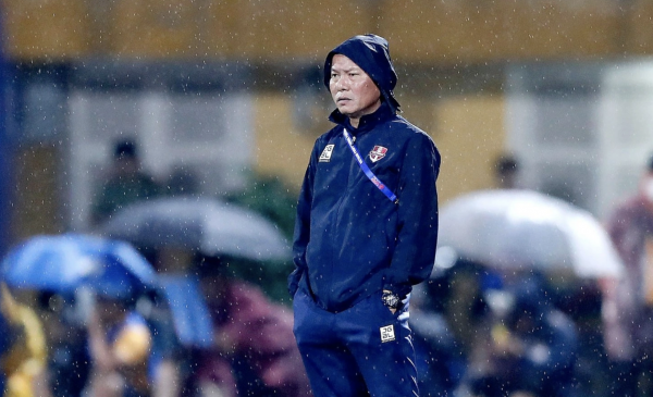 Đội bóng 'độc, lạ' nhất V-League: Không cần ngôi sao, vẫn hiên ngang vào tốp 4 Đội bóng 'độc, lạ' nhất V-League: Không cần ngôi sao, vẫn hiên ngang vào tốp 4