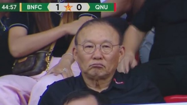 Đội của cố vấn Park Hang-seo thắng CLB của trợ lý thầy Kim: Nỗ lực bám đuổi nhóm đầu Đội của cố vấn Park Hang-seo thắng CLB của trợ lý thầy Kim: Nỗ lực bám đuổi nhóm đầu