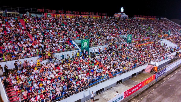 Đội trưởng Công Phượng báo tin vui cho Trường Tươi Đồng Nai Đội trưởng Công Phượng báo tin vui cho Trường Tươi Đồng Nai