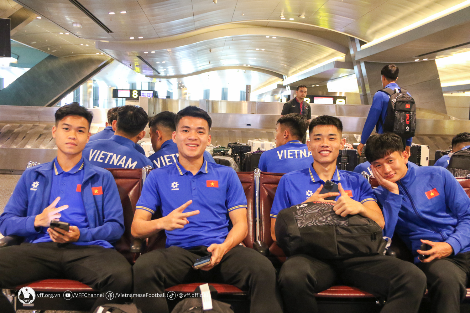 Đội tuyển U23 Việt Nam được đón tiếp chu đáo tại Doha, sẵn sàng cho buổi tập đầu tiên