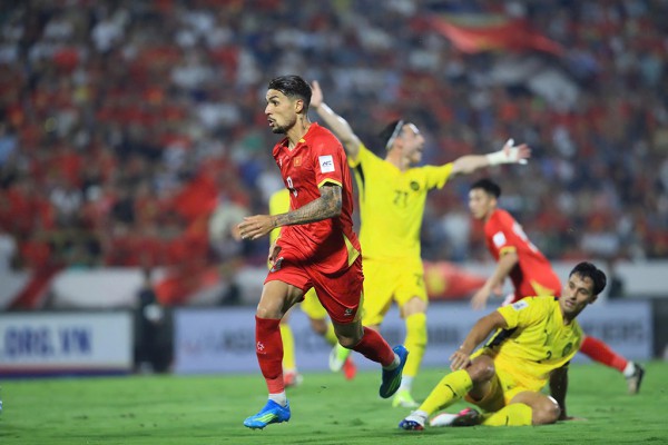 Đội tuyển Việt Nam: Khó khăn và thuận lợi tại AFF Cup 2026 Đội tuyển Việt Nam: Khó khăn và thuận lợi tại AFF Cup 2026