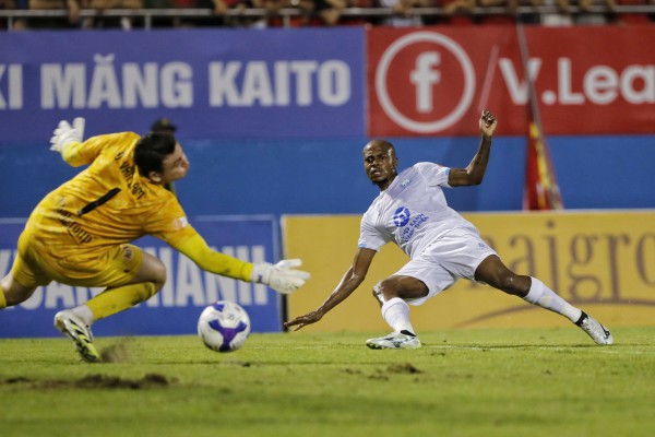 Đội tuyển Việt Nam: Văn Lâm ‘đánh bại’ thủ môn hay nhất AFF Cup, tại sao không? Đội tuyển Việt Nam: Văn Lâm ‘đánh bại’ thủ môn hay nhất AFF Cup, tại sao không?