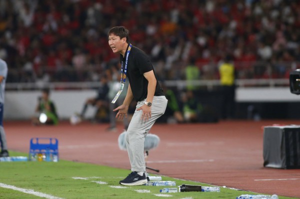 Đội tuyển Việt Nam chốt 'quân xanh', ông Kim và U.23 Việt Nam dồn sức châu Á Đội tuyển Việt Nam chốt 'quân xanh', ông Kim và U.23 Việt Nam dồn sức châu Á