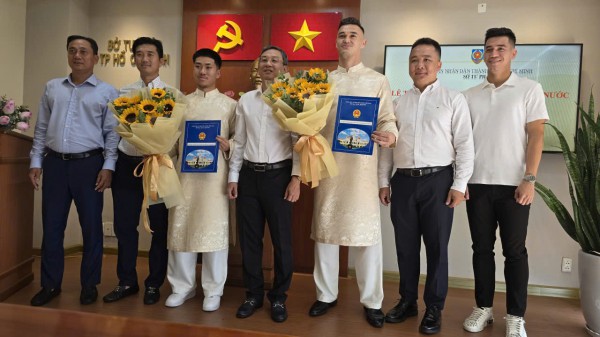Đội tuyển Việt Nam cực mới: Nguyễn Filip bị loại, có Tài Lộc, Khoa Ngô, Lê Giang Patrik và nhiều gương mặt 'sốc' Đội tuyển Việt Nam cực mới: Nguyễn Filip bị loại, có Tài Lộc, Khoa Ngô, Lê Giang Patrik và nhiều gương mặt 'sốc'