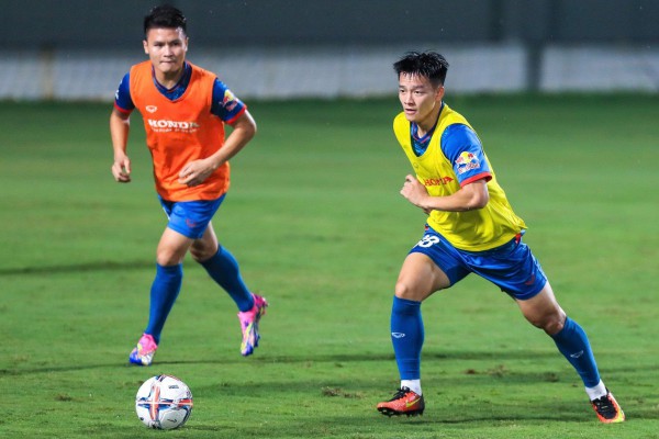 Đội tuyển Việt Nam đừng quên nhân tố trẻ