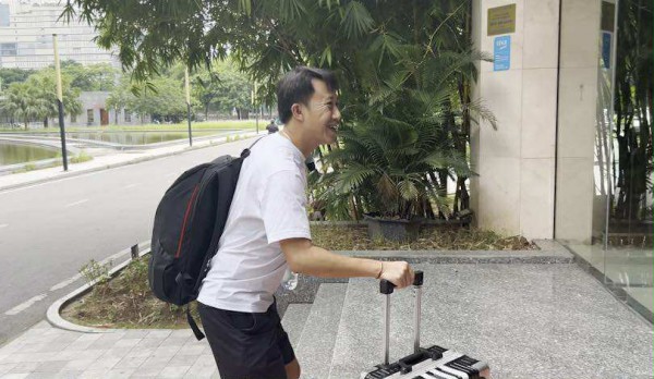 Đội tuyển Việt Nam hội quân, Cao Pendant Quang Vinh và Châu Ngọc Quang rất phong cách! Đội tuyển Việt Nam hội quân, Cao Pendant Quang Vinh và Châu Ngọc Quang rất phong cách!