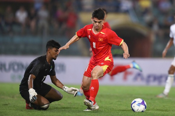 Đội tuyển Việt Nam phải dốc sức quật ngã Malaysia