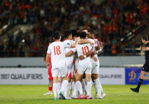 Đội tuyển Việt Nam sẽ chơi áp đặt Malaysia trận quyết đấu: Xuân Son gọi, Hoàng Hên trả lời… Đội tuyển Việt Nam sẽ chơi áp đặt Malaysia trận quyết đấu: Xuân Son gọi, Hoàng Hên trả lời…