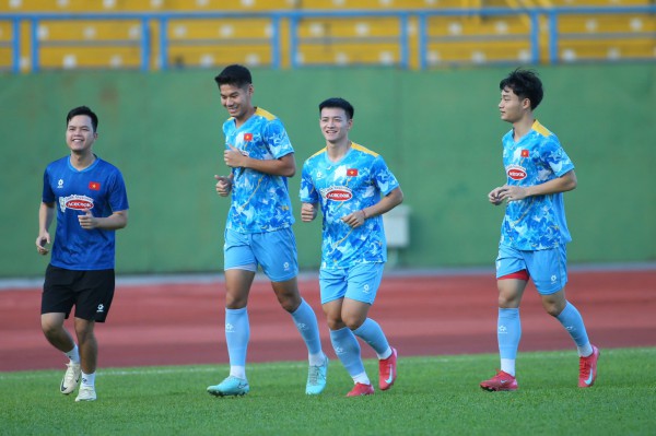 Đội tuyển Việt Nam tìm đối tác cho Hoàng Đức, cơ hội của sao trẻ U.23 Việt Nam Đội tuyển Việt Nam tìm đối tác cho Hoàng Đức, cơ hội của sao trẻ U.23 Việt Nam