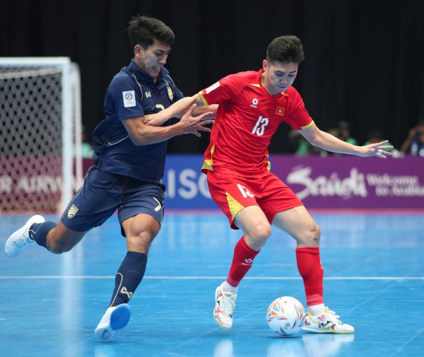 Đội tuyển futsal Việt Nam thua sát nút Thái Lan