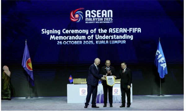 Đông Nam Á có giải đấu mới toanh, Chủ tịch FIFA tuyên bố gì khi đến Malaysia? Đông Nam Á có giải đấu mới toanh, Chủ tịch FIFA tuyên bố gì khi đến Malaysia?