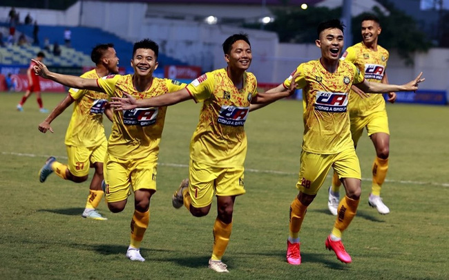 Đông Á Thanh Hóa vững vàng ngôi đầu V.League 2023