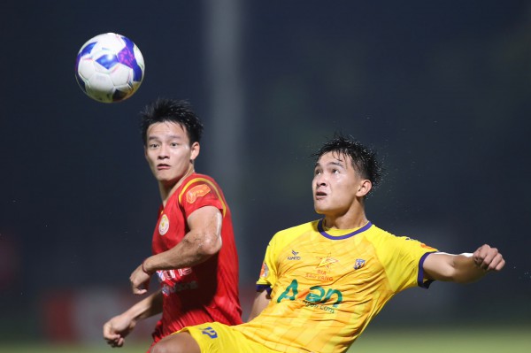 Ông Kim hài lòng với màn khởi đầu như mơ của V-League, cú hích lớn cho U.23 Việt Nam Ông Kim hài lòng với màn khởi đầu như mơ của V-League, cú hích lớn cho U.23 Việt Nam