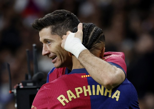 Barcelona đè bẹp Real Madrid ở 'Siêu kinh điển': Lewandowski và Lamine Yamal trình diễn siêu hạng