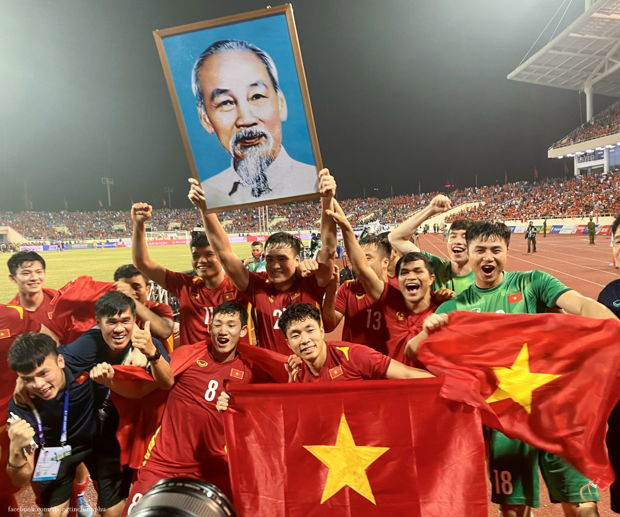 Thủ tướng gửi thư chúc mừng U23 Việt Nam bảo vệ thành công HCV tại SEA Games 31