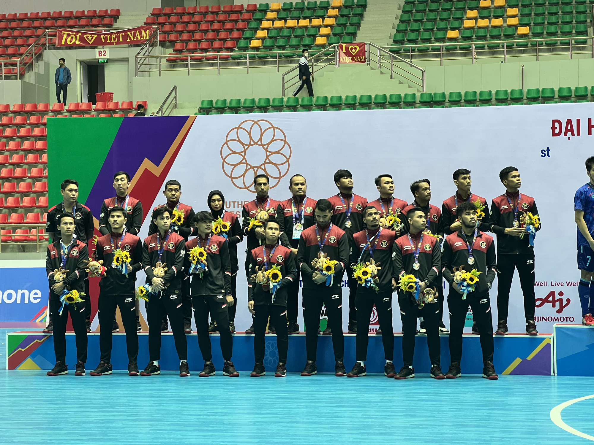 ĐT futsal Việt Nam giành huy chương đồng SEA Games 31