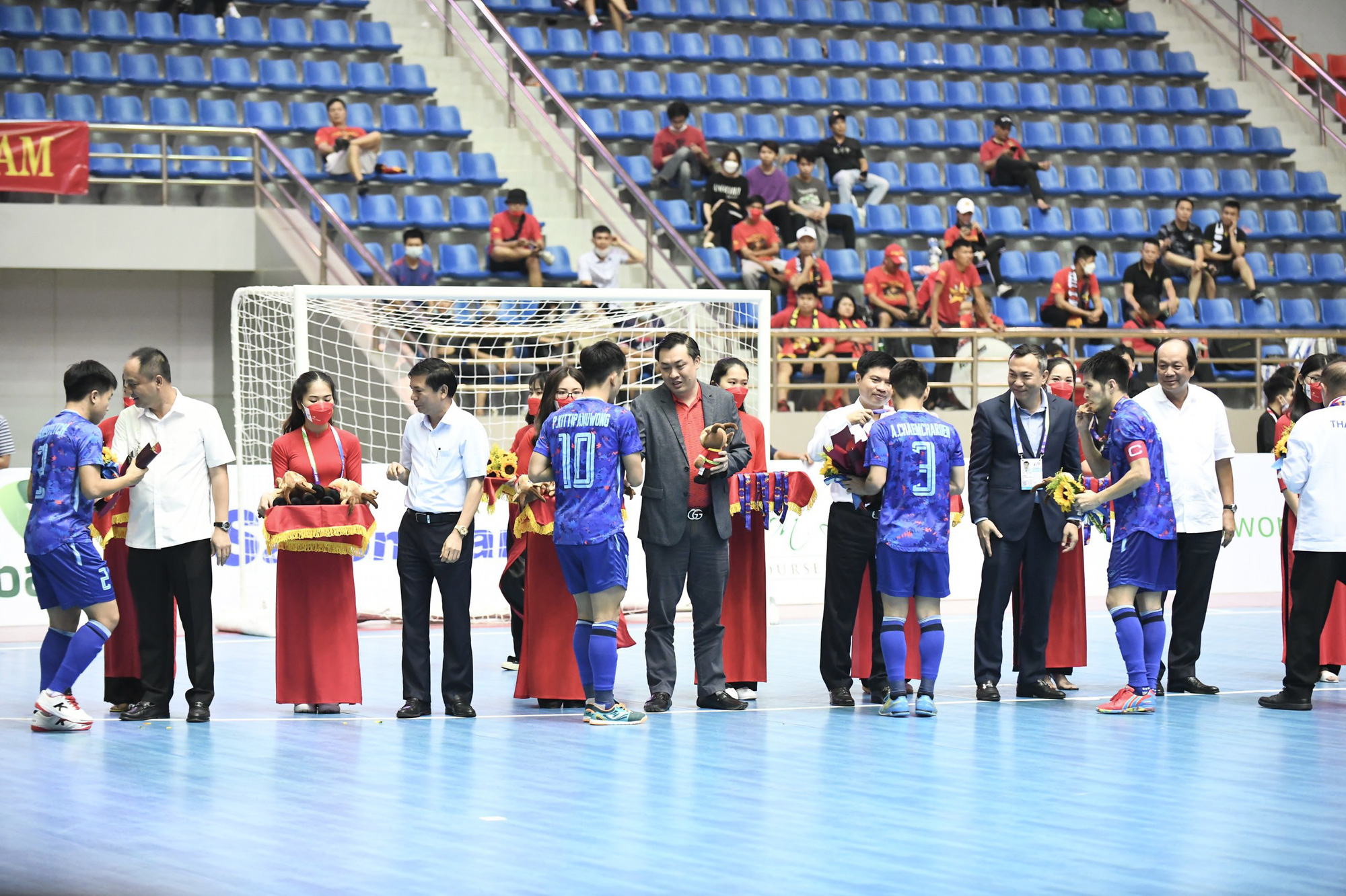 ĐT futsal Việt Nam giành huy chương đồng SEA Games 31