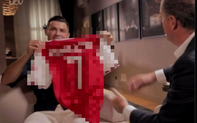 "Chủ mưu" khiến Man Utd và C.Ronaldo chia tay tiết lộ bến đỗ tiếp theo của CR7?