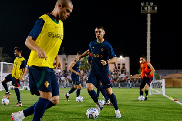 Cristiano Ronaldo liên tiếp bị CLB từ chối trước giờ thi đấu ở World Cup 2022