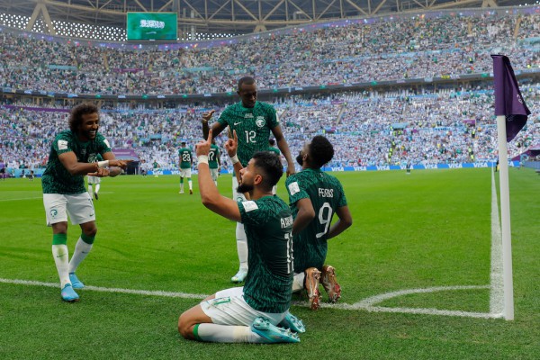 HLV tuyển Ả Rập Xê Út không muốn trận thắng Argentina trở nên vô nghĩa