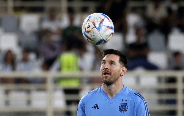 Messi bất ngờ vắng mặt trước cơn sốt của tuyển Argentina ở World Cup 2022 Messi bất ngờ vắng mặt trước cơn sốt của tuyển Argentina ở World Cup 2022