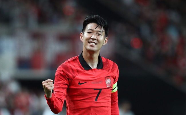 "Siêu tiền đạo" Hàn Quốc bất chấp nguy hiểm sự nghiệp để dự World Cup 2022