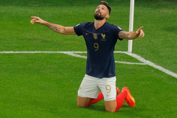 World Cup 2022: Giroud đi vào lịch sử bóng đá Pháp sau trận thắng Ba Lan