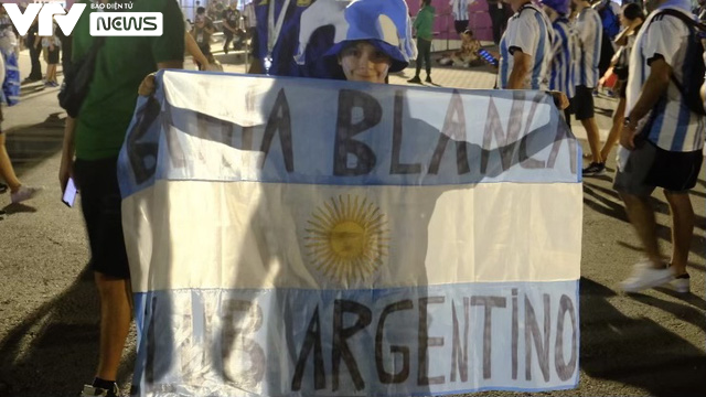 World Cup 2022: "Đại chiến" phục trang trước thềm cuộc đọ sức Mexico - Argentina