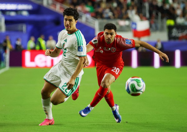 Cầu thủ gốc Việt giúp Algeria ngược dòng thắng Jordan, khiến HLV Jordan nể phục: FIFA vinh danh đặc biệt