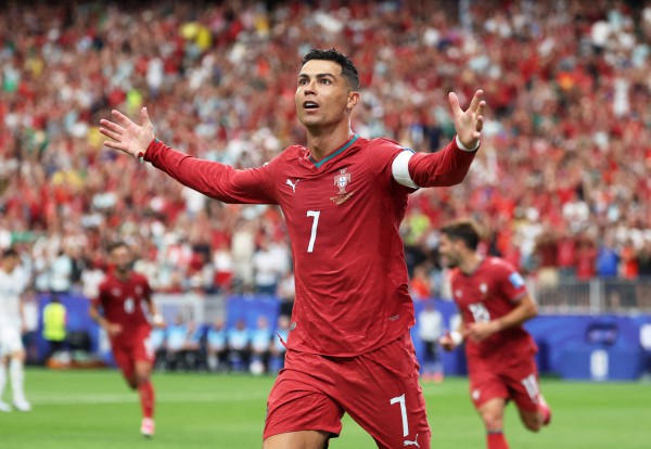 Tốp ghi bàn World Cup mới nhất: Vinicius áp sát Messi, chờ Ronaldo bứt phá