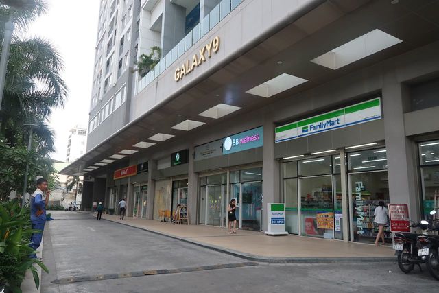 Công an xác minh clip người đàn ông dâm ô bé gái trong thang máy chung cư 